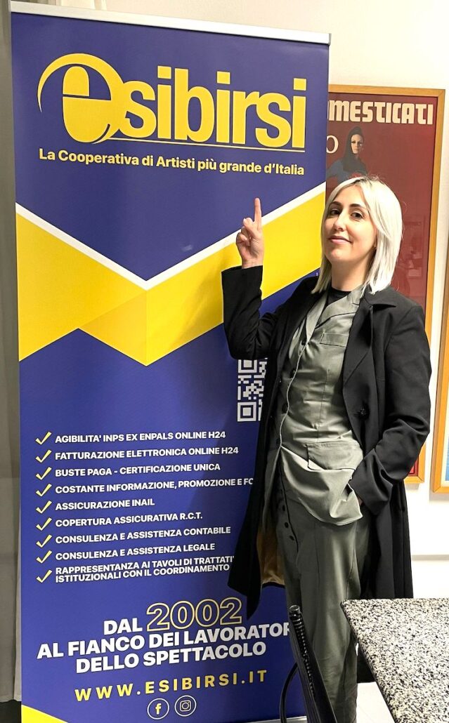 Ross, Esibirsi Società Cooperativa