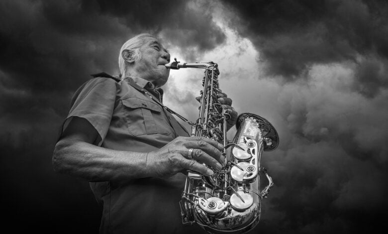 old man, saxophone, play
