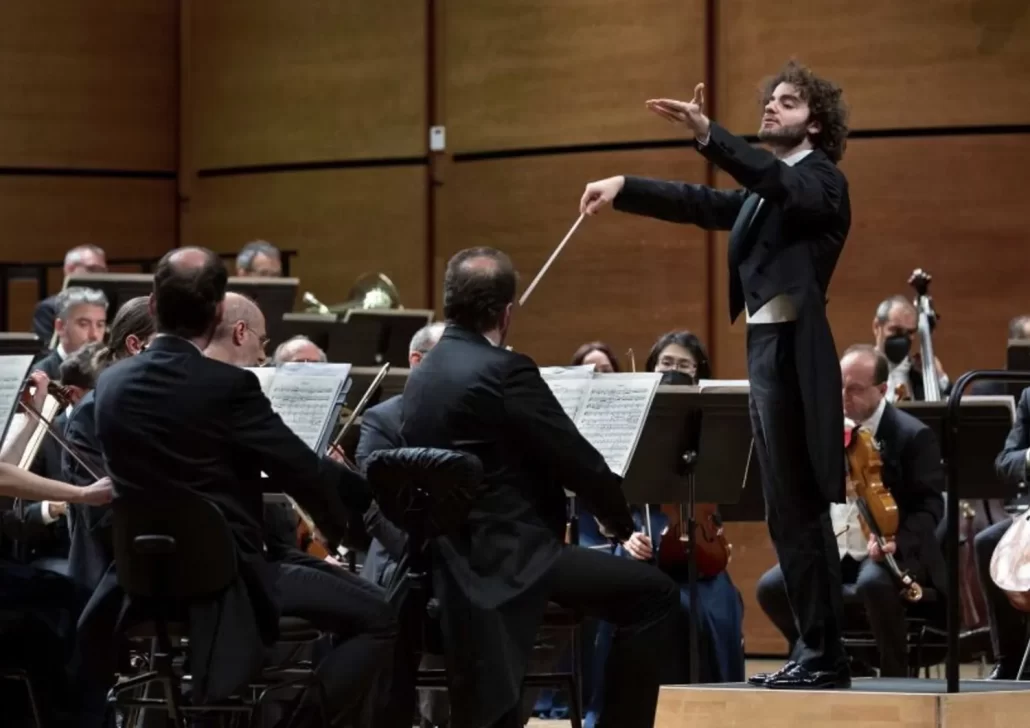 direttore-di-orchestra-1.webp