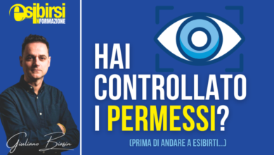Grafica dedicata ai controlli SIAE e ai permessi per eventi musicali, con riferimento nell'articolo al caso di Latina e alle responsabilità per artisti e organizzatori